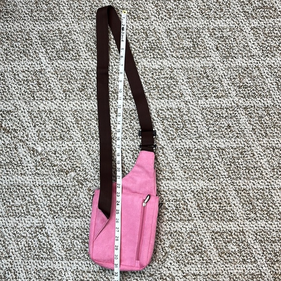 TRAVELON MESSENGER TRAVEL FAUX PINK SUEDE NYLON BAG - Picture 15 of 16